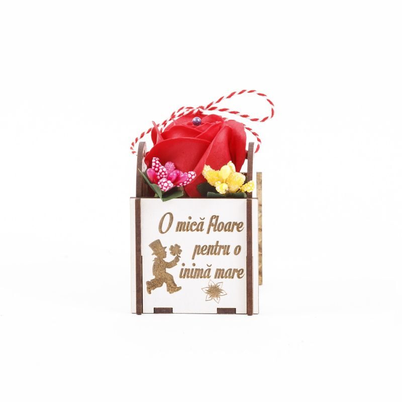  Martisor trandafir in cutiuta personalizata "O mica floare"